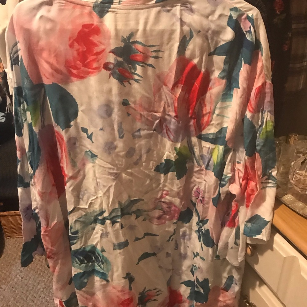 Kimono - Picture 2 of 2